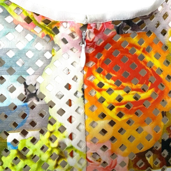 CLOVER CANYON Women's Print Perforated Neoprene Top Abstract Floral Sz‎ S - Picture 3 of 5